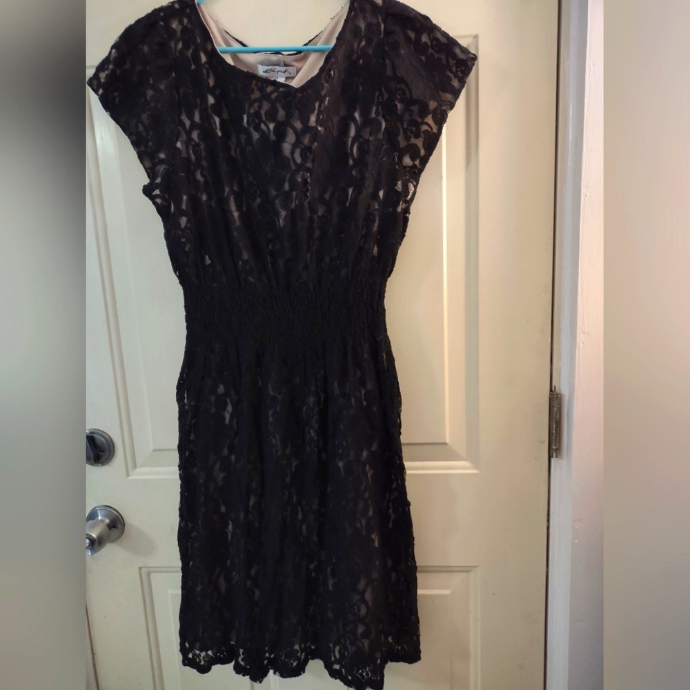 ULTRA PINK LACE DRESS